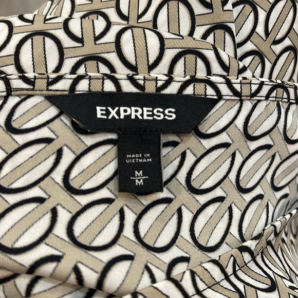 Express Long Sleeve Blouse Size M 100% Poliéster - Picture 7 of 9